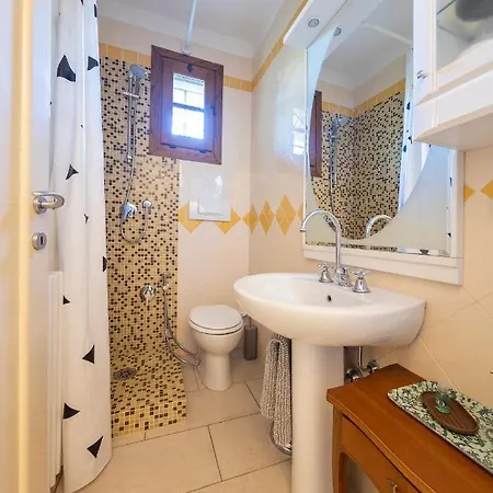 La Stagione Dell'arte Frühstückspension *