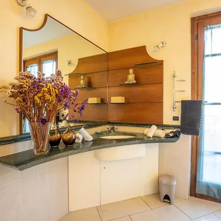 La Stagione Dell'arte Frühstückspension Stiava